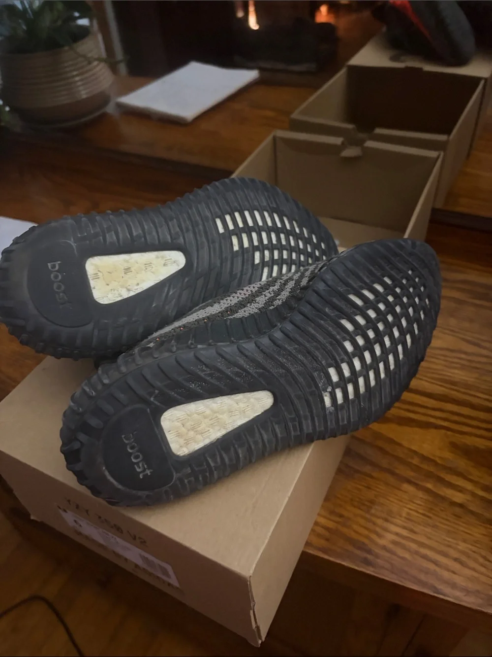 Yeezy Boost 350 V2 Kids - Grey with Orange Stripe